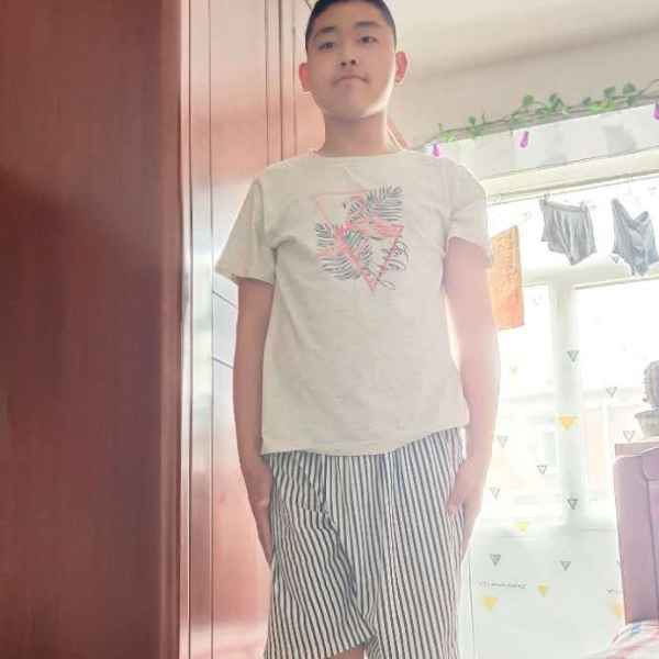 河北20岁单身帅哥真诚找对象-黑龙江征婚相亲网
