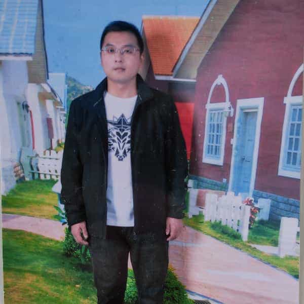 四川35岁单身帅哥真诚找对象-黑龙江征婚相亲网