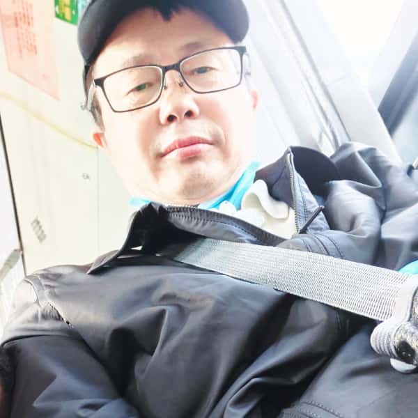 上海56岁单身帅哥真诚找对象-黑龙江征婚相亲网